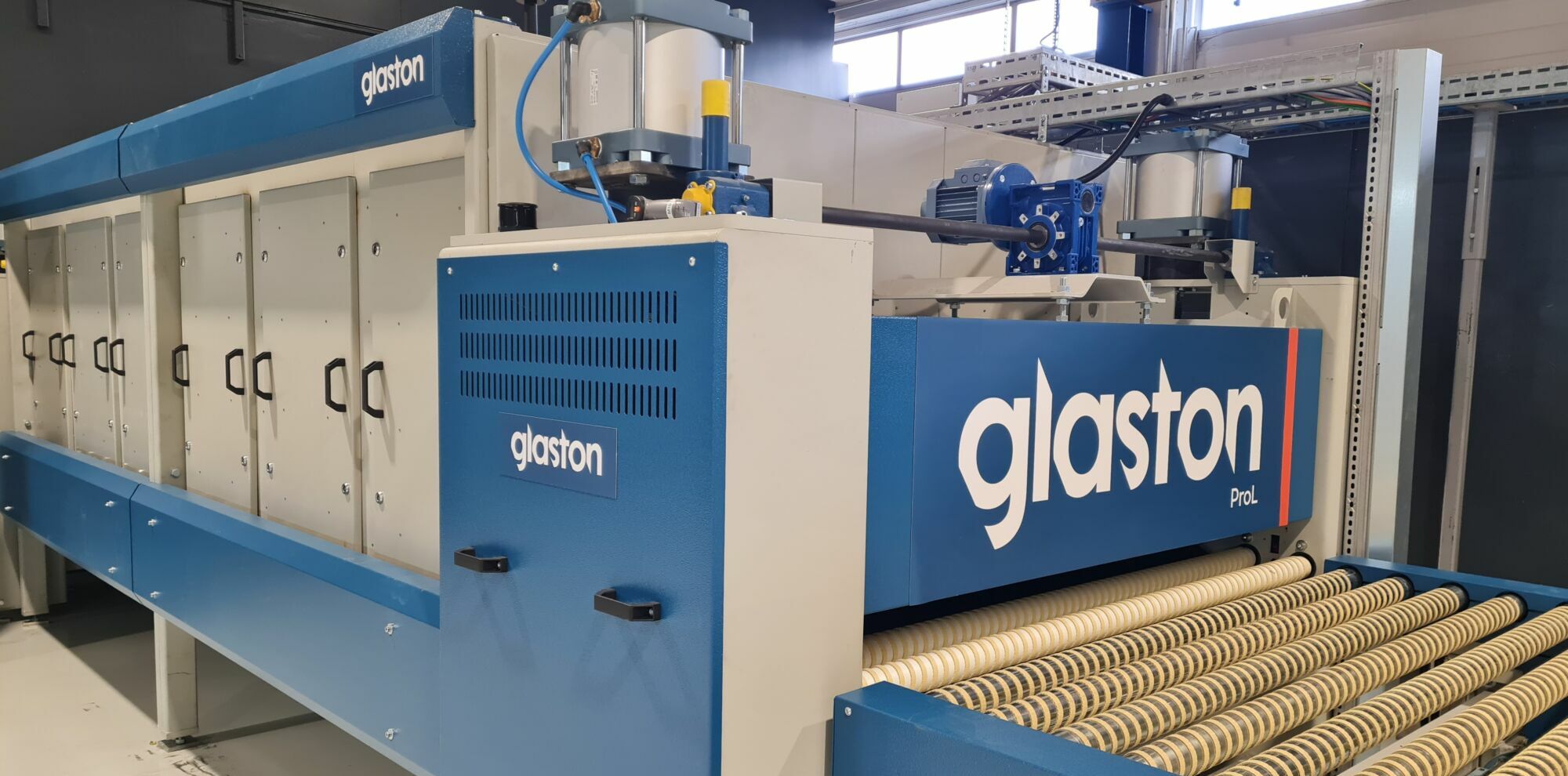 Glaston ProL flat glass laminating line